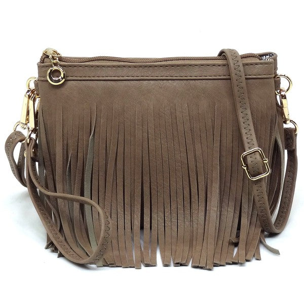 Bolso cruzado tipo clutch con flecos estilo western