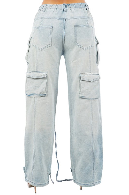 PANTALON EN JEAN STYLE CARGO SEXY