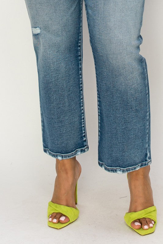 PLUS-HIGH RISE STRETCH DISTRESSED ANKLE STRAIGHT