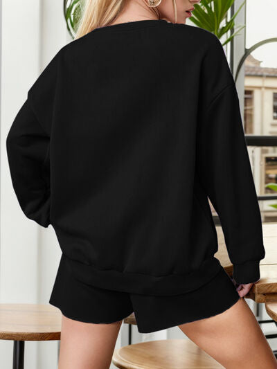 Ensemble sweat-shirt et short à col rond